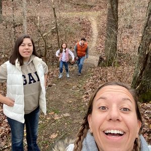 Meet your Posher, Joni